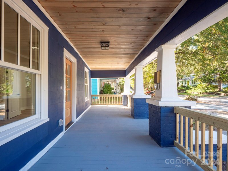 Property image 3 at 1604 Mimosa Avenue, Charlotte, NC 28205