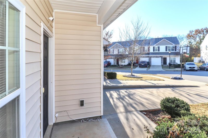 Property image 5 at 11121 Kanturk Court, Charlotte, NC 28213