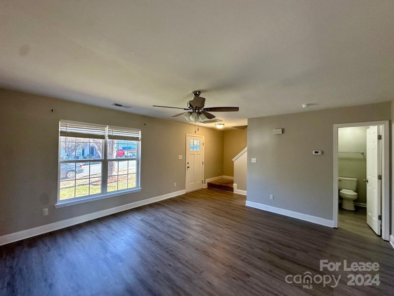 Property image 3 at 7113 Red Bud Circle, Charlotte, NC 28214