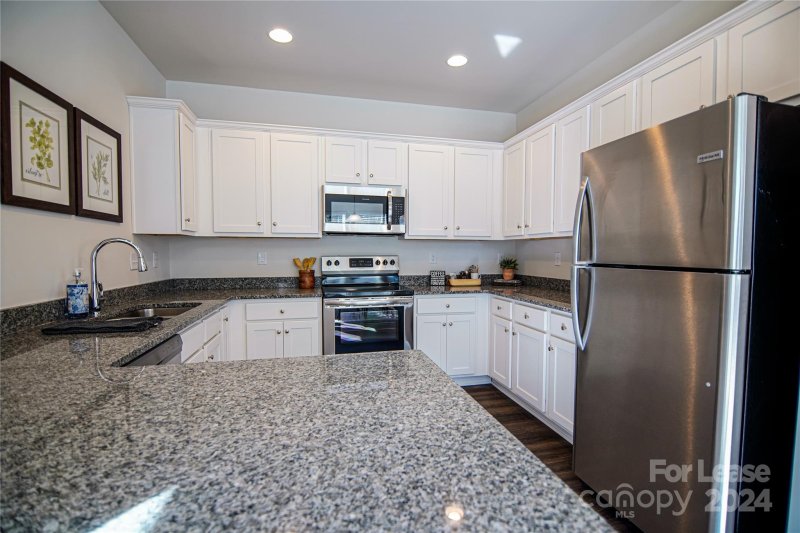 Property image 3 at 127 Top Flite Drive, Statesville, NC 28677