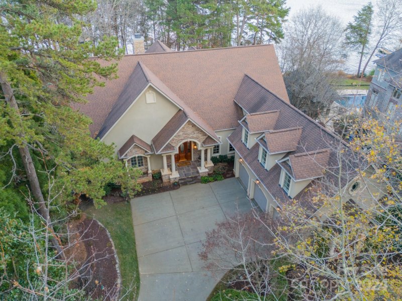 Property image 4 at 8215 Buena Vista Drive, Denver, NC 28037