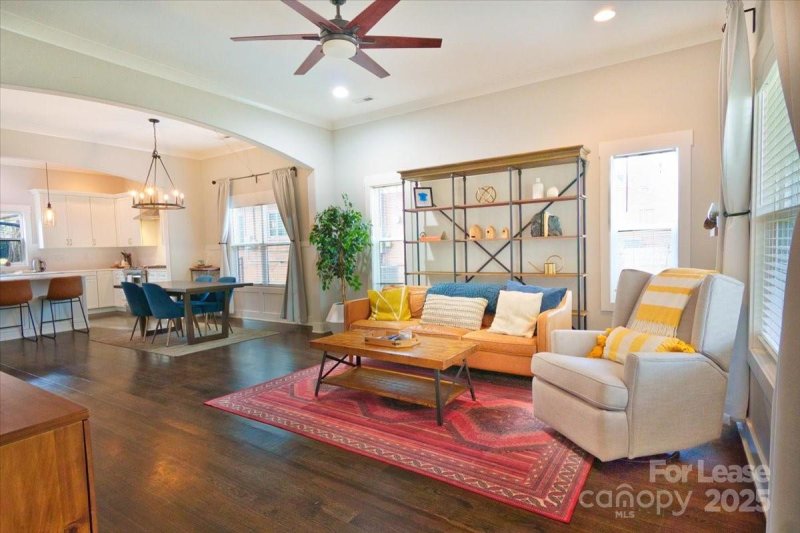 Property image 2 at 423 Sylvania Avenue, Charlotte, NC 28206