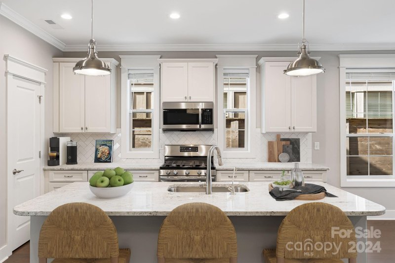 Property image 5 at 520 Sweet Birch Park Lane, Black Mountain, NC 28711