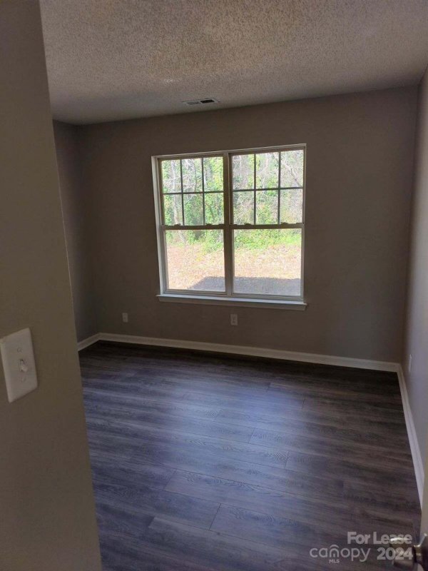 Property image 5 at 5721 Fairchase Avenue, Charlotte, NC 28269