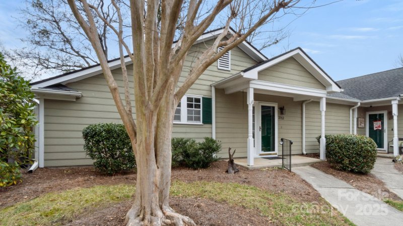 Property image 3 at 2712 New Hamlin Way, Charlotte, NC 28210