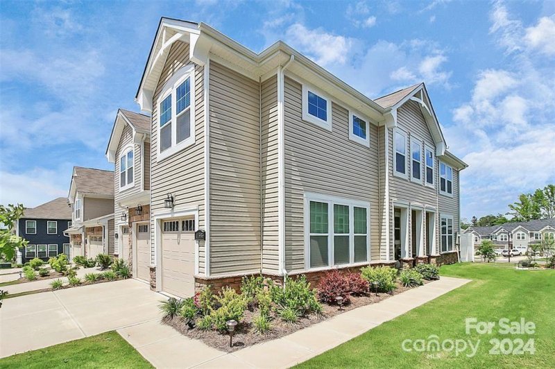Property image 2 at 11535 Bartrams Way, Charlotte, NC 28278