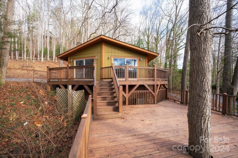 Property image 2 at 106 Buffalo Trail, Asheville, NC 28805