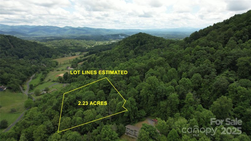 Property image 4 of 15 Larkspur Way in Mountain Park, Mars Hill, NC 28754