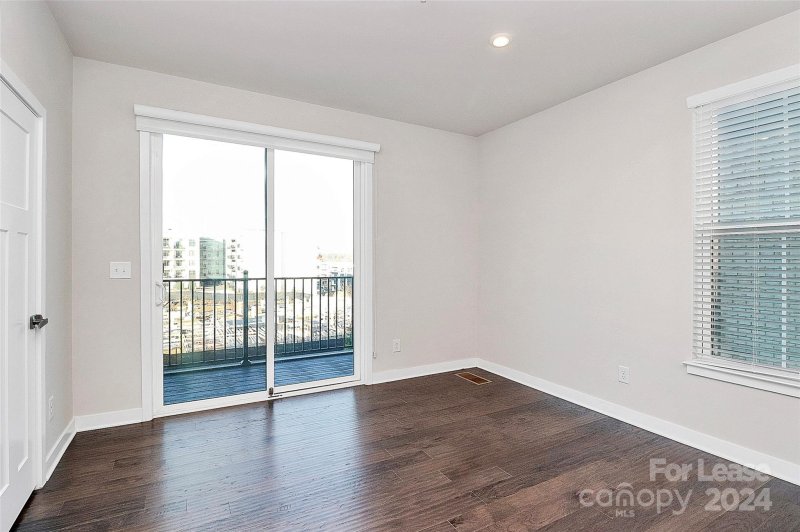 Property image 4 at 506 Music Hall Way, Charlotte, NC 28203