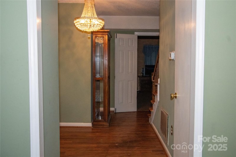 Property image 3 at 5401 Dowgate Drive, Charlotte, NC 28208