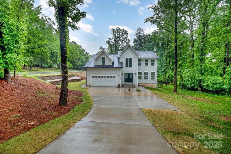 Property image 2 at 10221 Hanging Moss Trail, Mint Hill, NC 28227