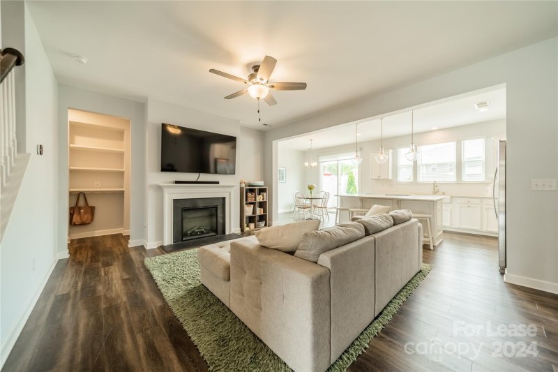 Property image 2 at 5831 Clan Maclaine Drive, Charlotte, NC 28278