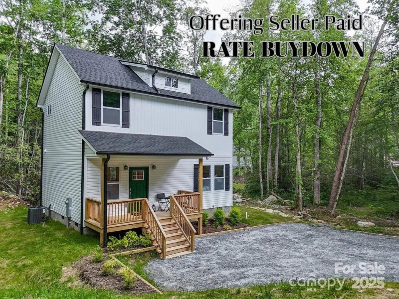 Property image 3 of 882 Wash Freeman Road in Lace Falls, Hendersonville, NC 28792