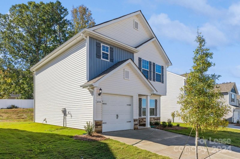 Property image 2 at 6316 Lowe Lane, Charlotte, NC 28214