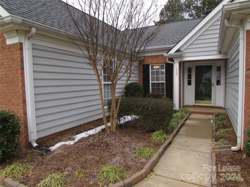 Property image 2 at 112 Spring Grove Drive, Mooresville, NC 28117