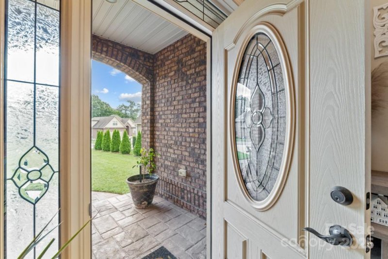 Property image 5 at 1490 Kensington Park Court, Hickory, NC 28602