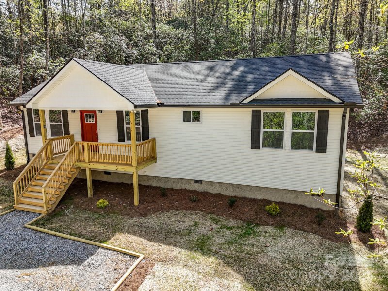 Property image 4 of 70 Erwin Hill Drive in Laurel Cove Retreat, Etowah, NC 28729