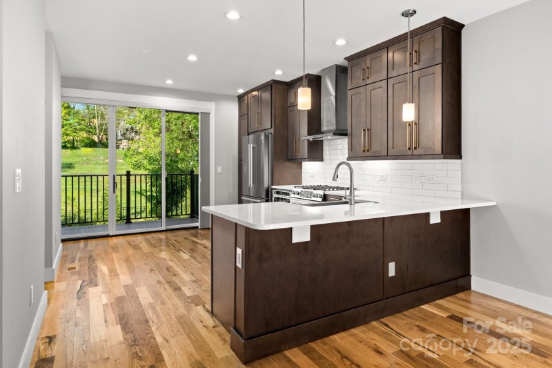 Property image 5 at 209 Broadway Street, Asheville, NC 28801