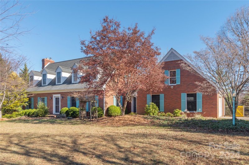 Property image 2 at 173 S Wildflower Road, Asheville, NC 28804