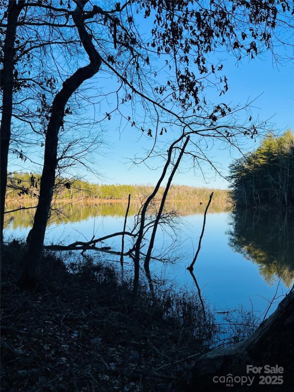 584 E Settings Boulevard