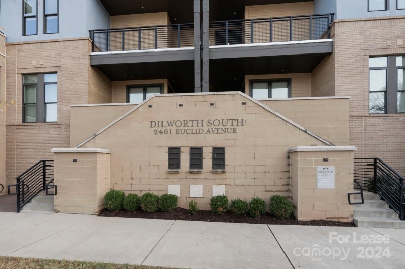 Property image 2 at 2401 Euclid Avenue, Charlotte, NC 28203