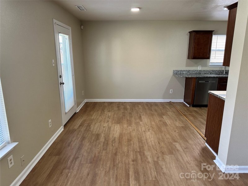 Property image 4 at 3042 Meadow Knoll Drive, Charlotte, NC 28269