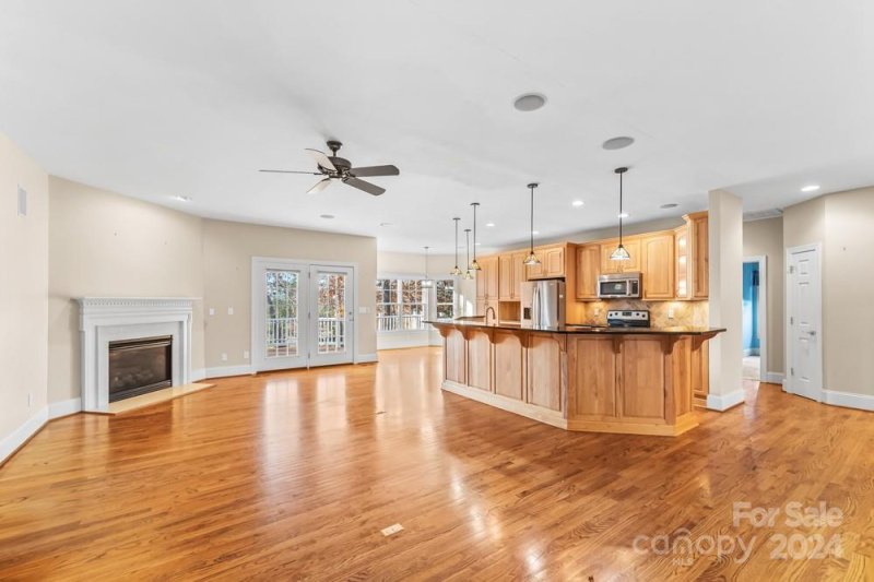 Property image 3 at 815 Players Ridge Road, Hickory, NC 28601