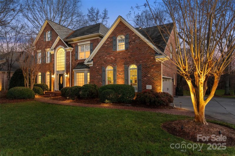 Property image 2 at 13101 Whisper Creek Drive, Charlotte, NC 28277