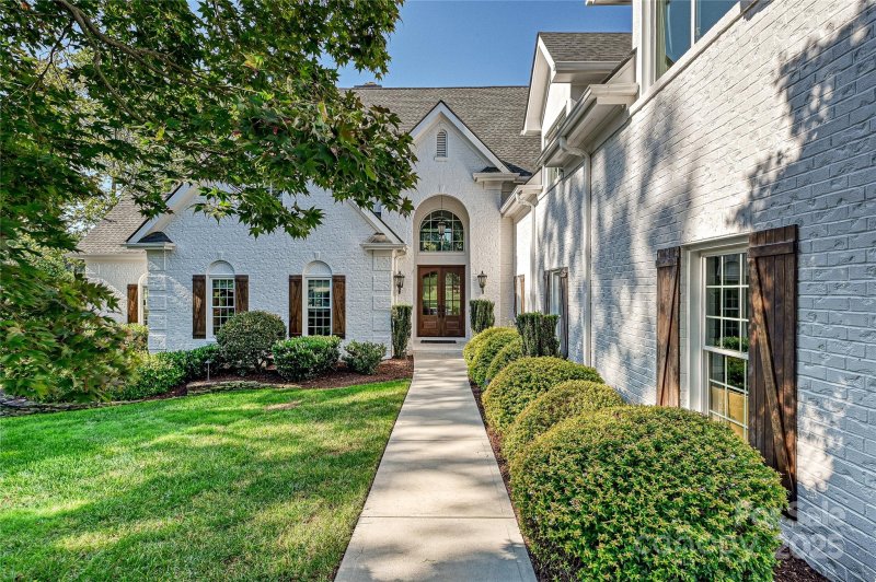 Property image 4 at 19100 Mary Ardrey Circle, Cornelius, NC 28031