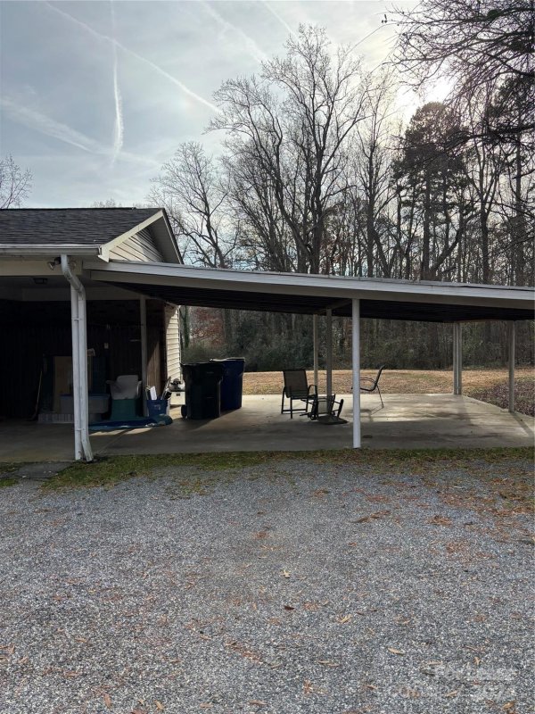 Property image 2 at 554 W Park Avenue, Mooresville, NC 28115