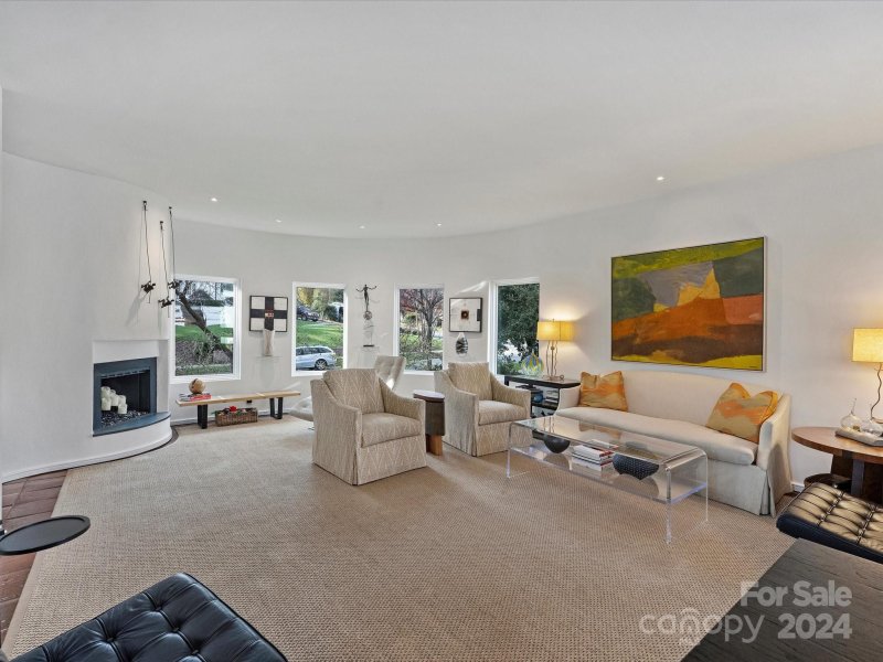 Property image 5 at 1401 Scotland Avenue, Charlotte, NC 28207