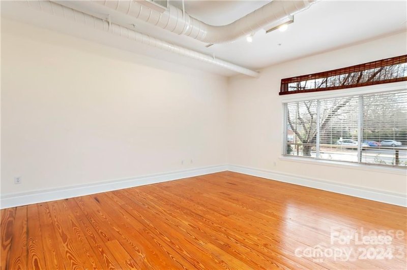 Property image 5 at 404 N Laurel Avenue, Charlotte, NC 28204