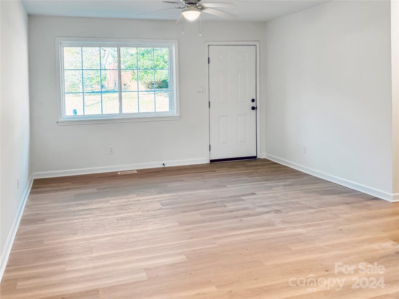 Property image 4 at 9312 Feldbank Drive, Charlotte, NC 28216