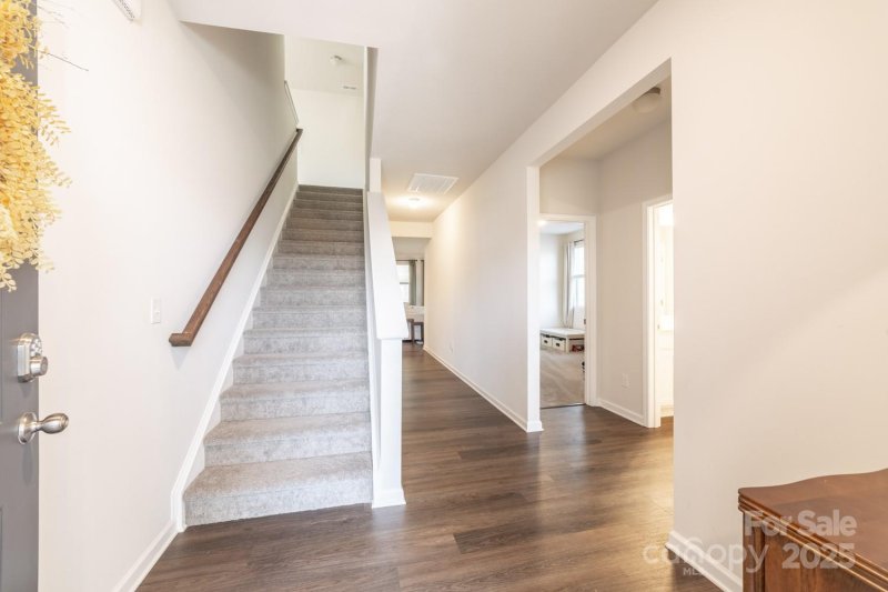 Property image 5 at 5120 Kings Pinnacle Drive, Kings Mountain, NC 28086