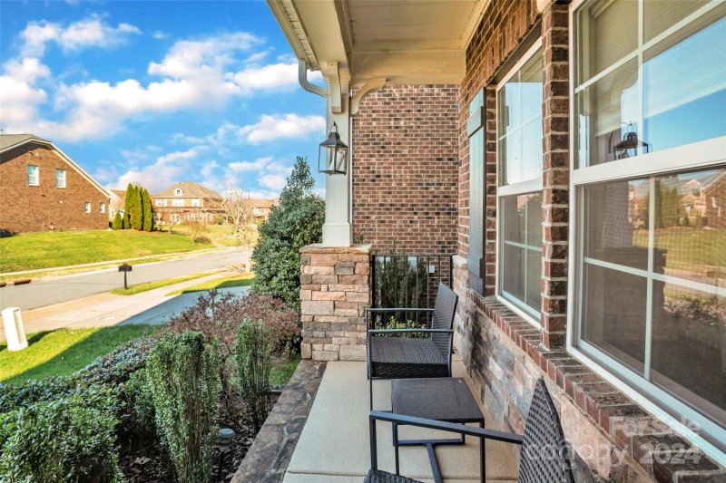 Property image 3 at 2323 Barrowcliffe Drive, Concord, NC 28027