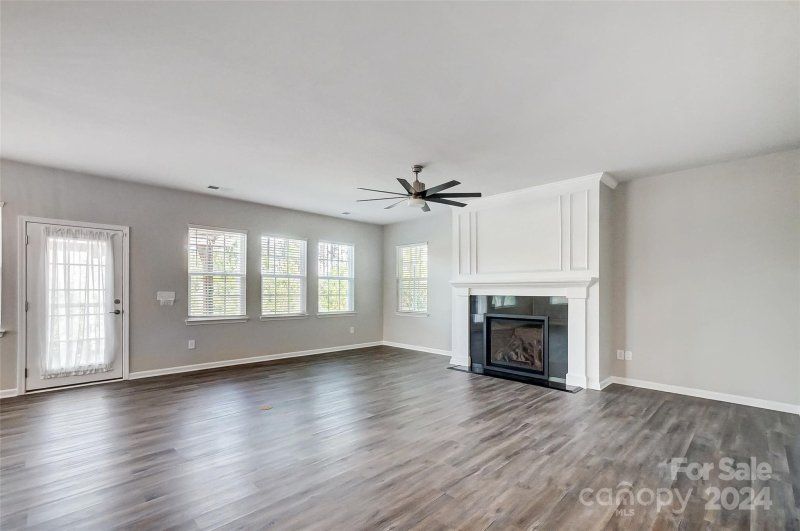 Property image 4 at 1025 Dali Boulevard, Mount Holly, NC 28120