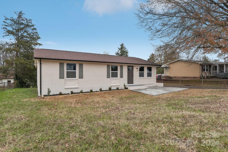 Property image 3 at 725 Shannon Bradley Road, Gastonia, NC 28052