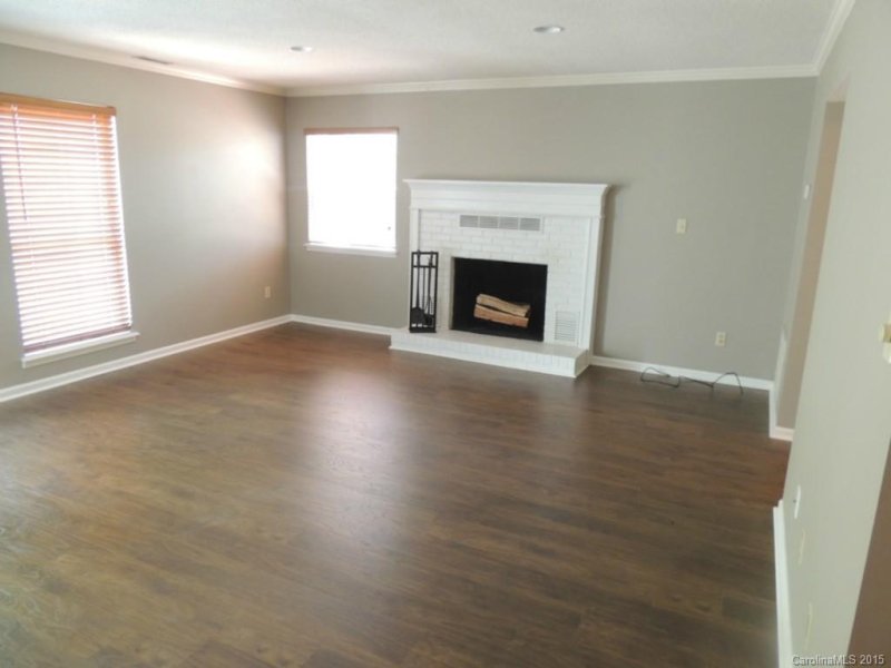 Property image 3 at 1678 Robins Nest Court, Gastonia, NC 28027