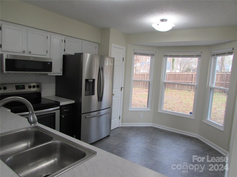Property image 4 at 9201 Christina Marie Court, Charlotte, NC 28213