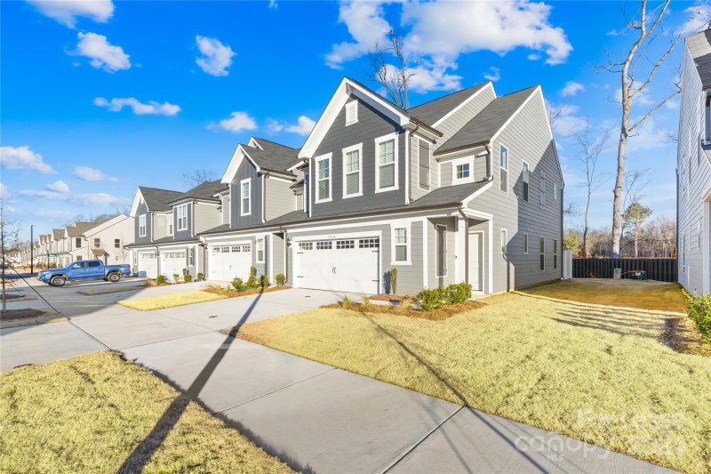 Property image 2 at 17034 Patron Drive, Charlotte, NC 28273