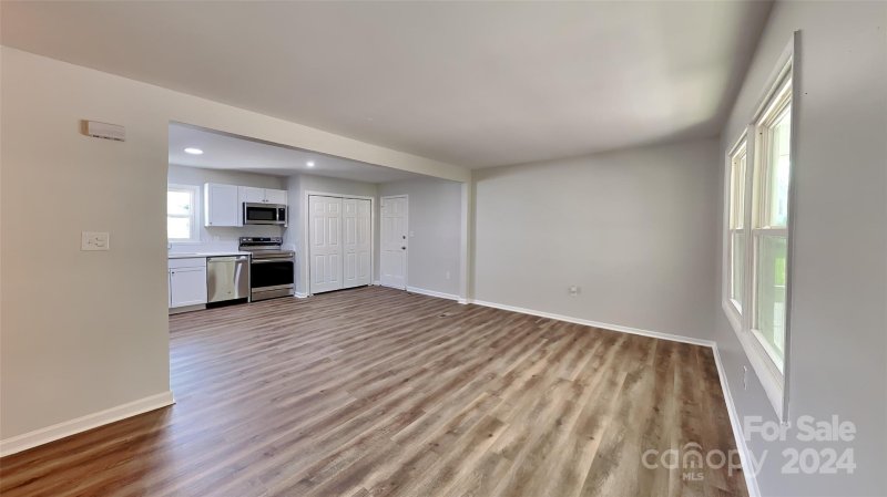 Property image 3 at 1020 Fontana Avenue, Charlotte, NC 28206