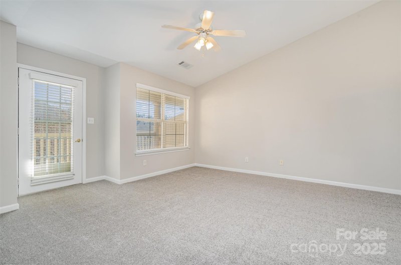 Property image 4 at 7333 Michaels Landing Drive, Charlotte, NC 28262