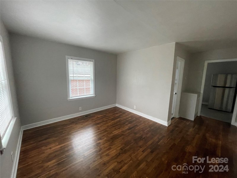 Property image 2 at 1037 Mcarthur Avenue, Charlotte, NC 28206