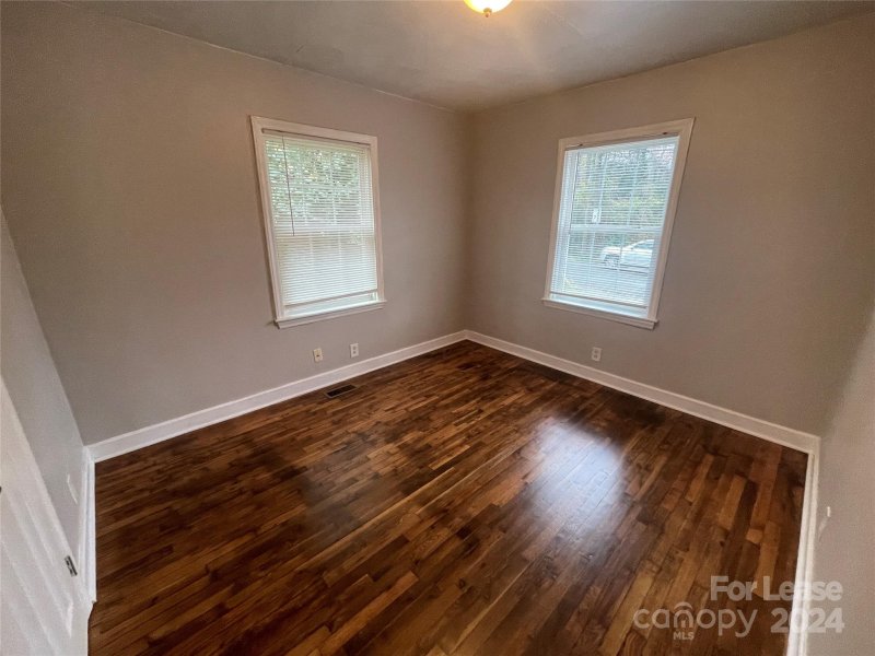 Property image 5 at 1037 Mcarthur Avenue, Charlotte, NC 28206