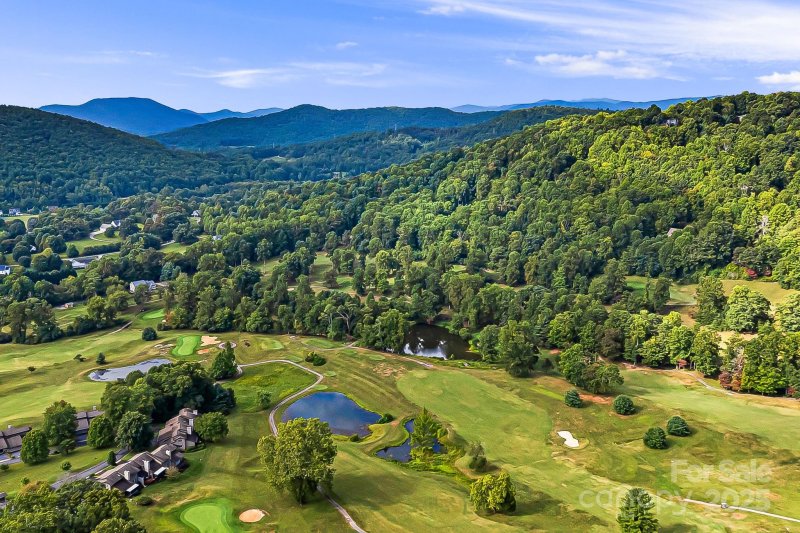 Property image 5 of 1010 High Vista Drive in High Vista, Mills River, NC 28759