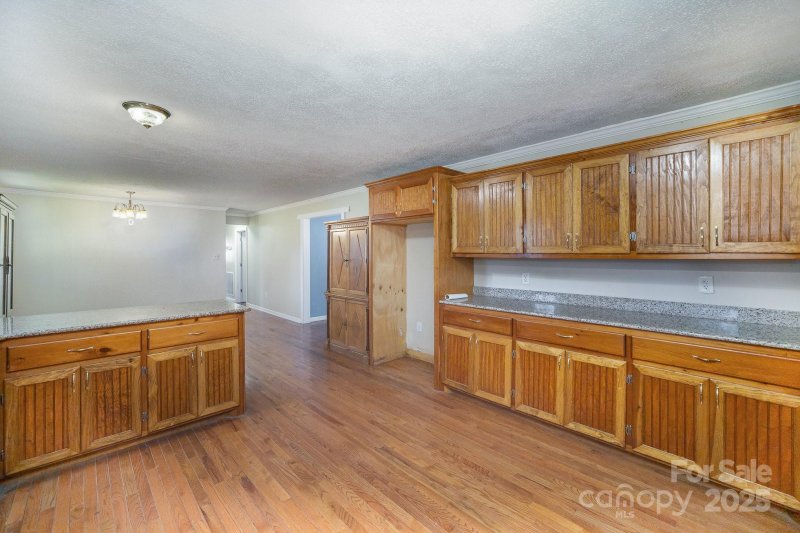 Property image 5 at 632 Armstrong Park Road, Gastonia, NC 28054