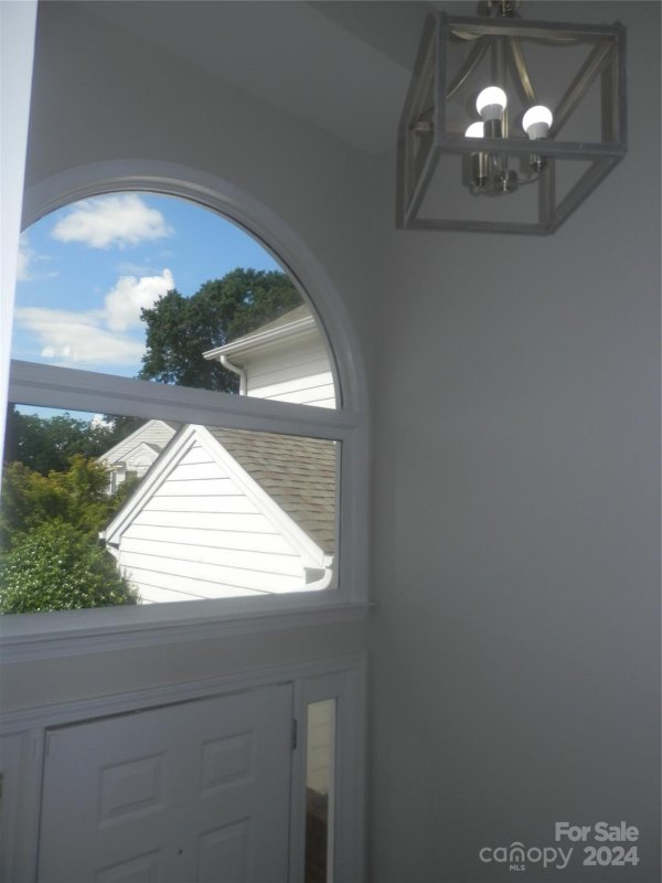 Property image 3 at 8738 Fox Chase Lane, Charlotte, NC 28269