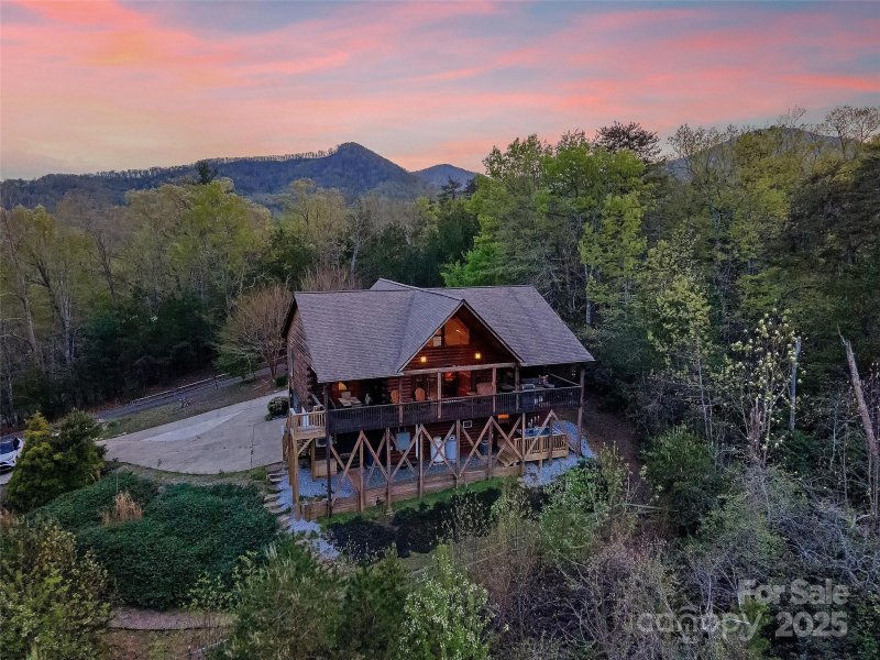 Property image 2 of 417 Garden Lane in The Camp at Lake Lure, Lake Lure, NC 28746