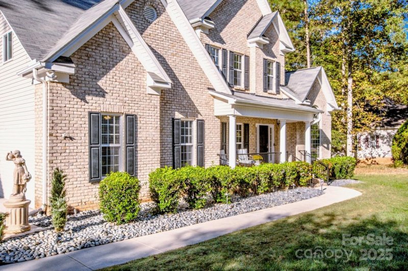 Property image 3 at 335 Blume Road, Mooresville, NC 28117