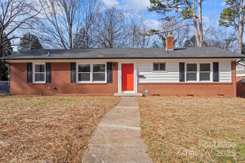 Property image 2 at 2220 Eastway Drive, Charlotte, NC 28205
